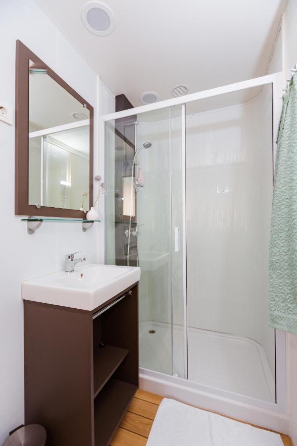 Mobile Homes Casapini In Fkk Camping Solaris Poreč Eksteriør billede